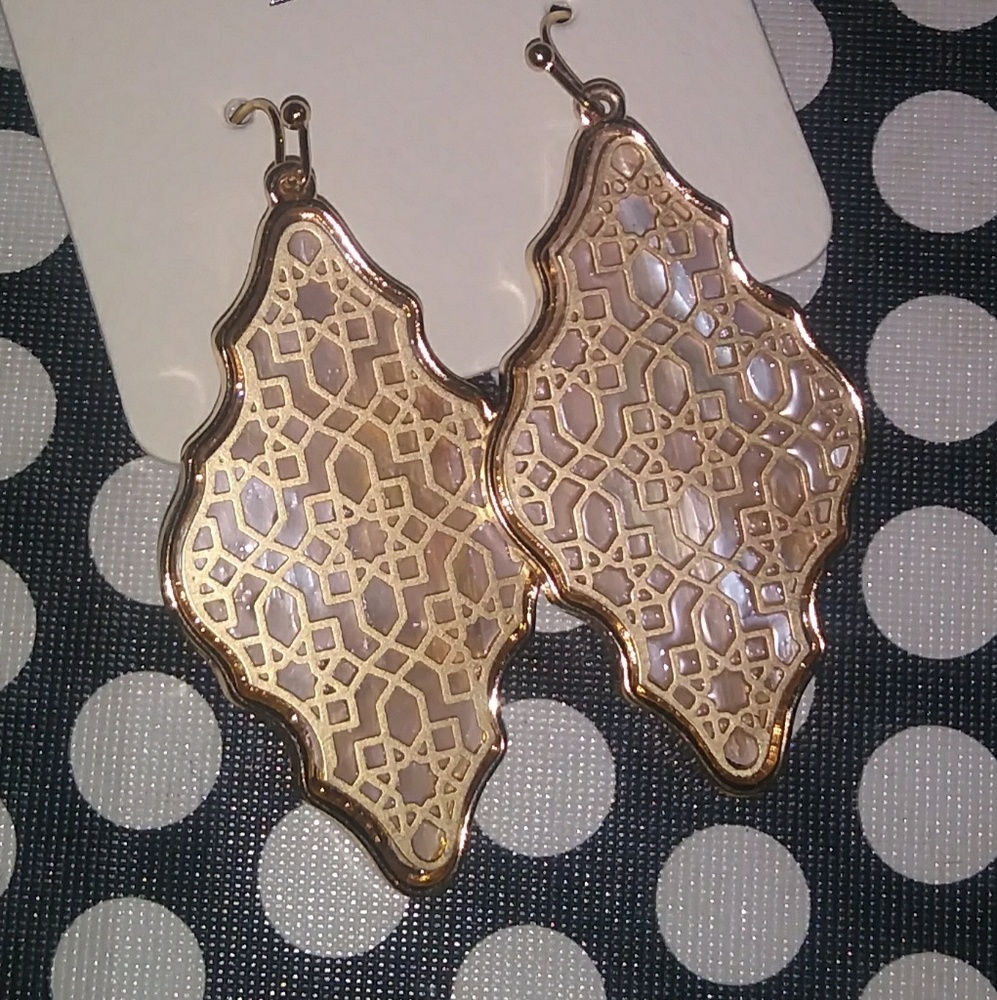 Earring